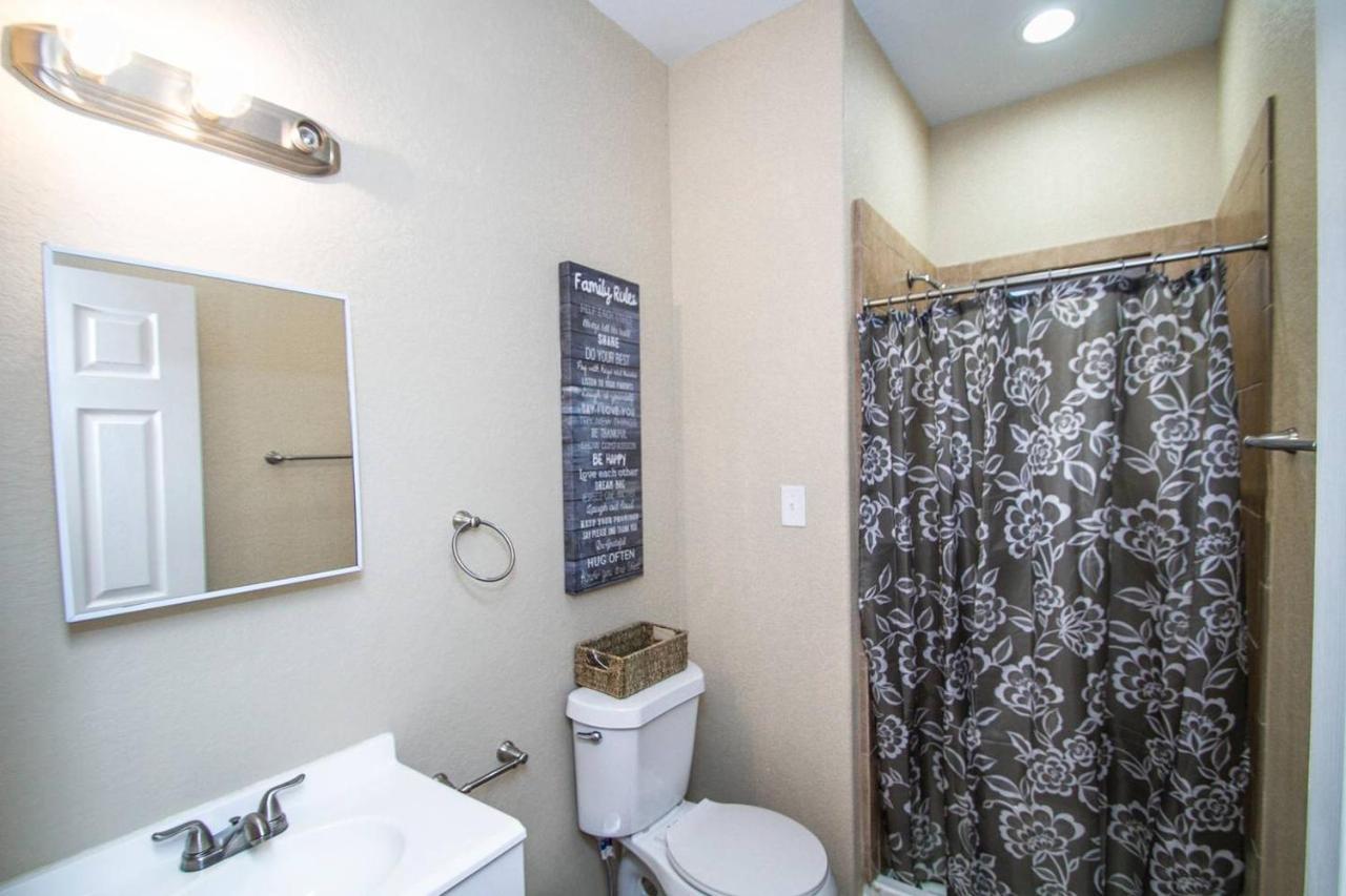 شقة Hackberry St #A Renovated 2Br/2Ba Near Downtown سان أنطونيو المظهر الخارجي الصورة