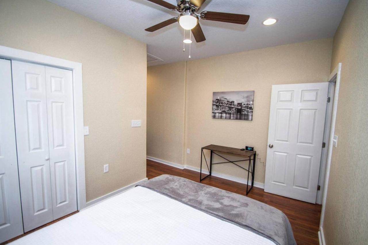شقة Hackberry St #A Renovated 2Br/2Ba Near Downtown سان أنطونيو المظهر الخارجي الصورة